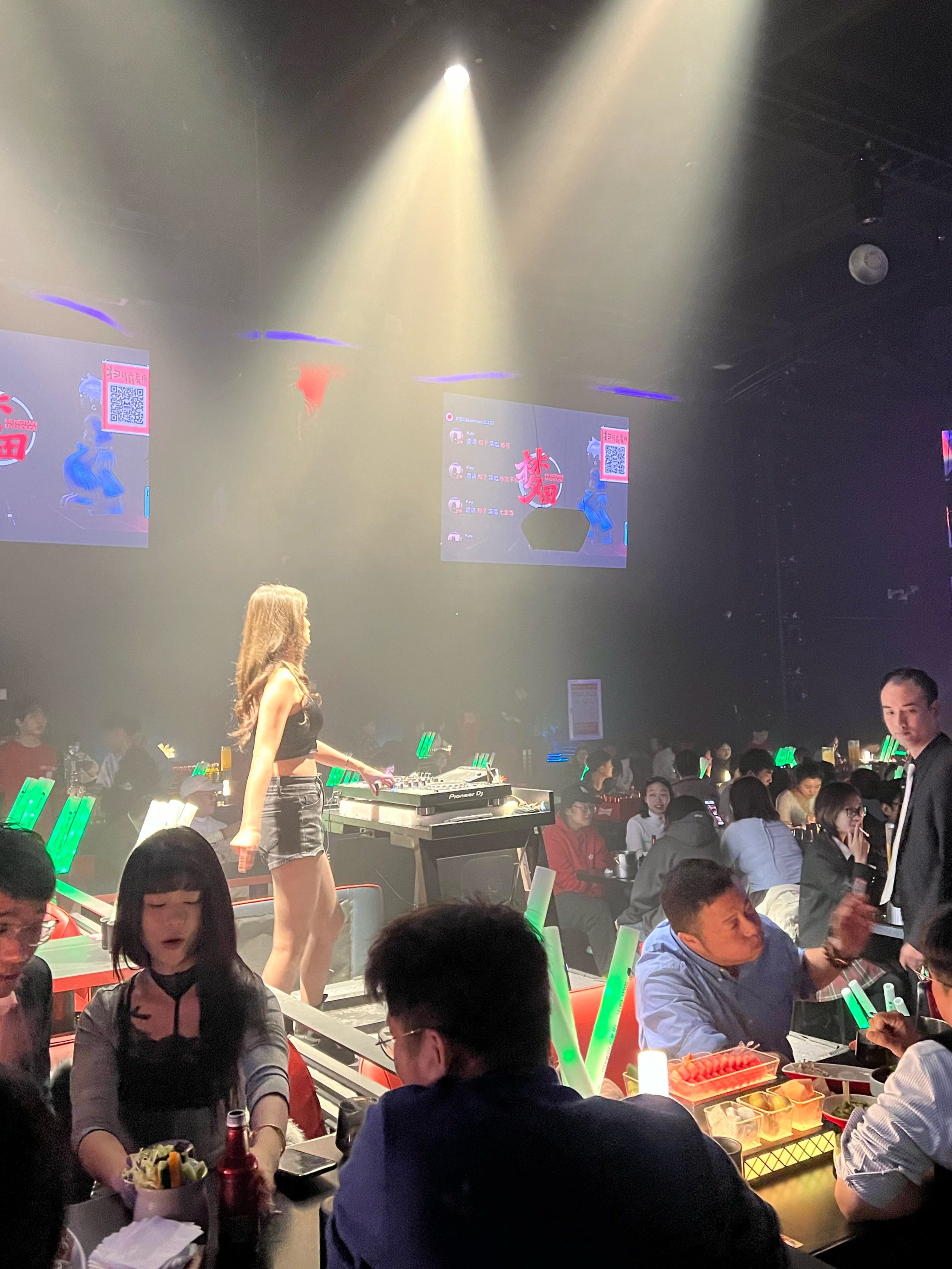 临沧商务ktv：玩转商务ktv-凤庆县ktv预定